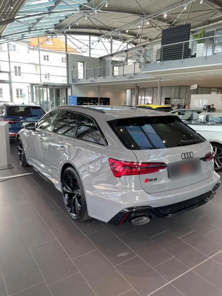 Audi RS6 Dynamic 2023, extérieur — Monaco Super Car Rental, Monaco. L'Audi RS6 Dynamic à Monaco L'Audi RS6 Dynamic 2023 est proposée à la location à Monaco…