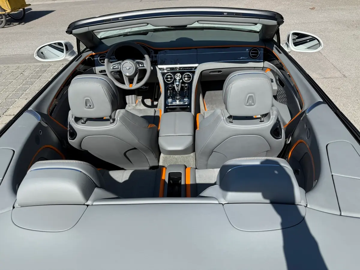 Bentley Continental GTC Speed 2025, intérieur — Monaco Super Car Rental, Monaco. Bentley Continental GTC Speed in Monaco La location d'une Bentley Continental GTC Speed à…