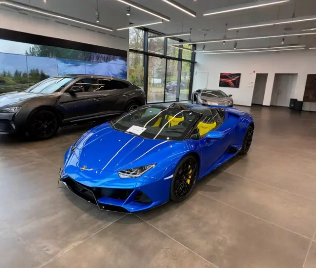 Lamborghini Huracan Evo Spyder 2022 — Monaco Super Car Rental, Monaco