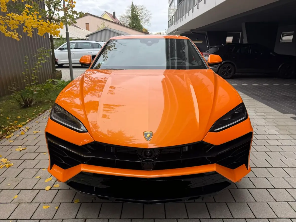 Lamborghini URUS SE 2025 — Monaco Super Car Rental, Monaco. Lamborghini URUS SE in Monaco La location d'un Lamborghini URUS SE à Monaco met à votre…