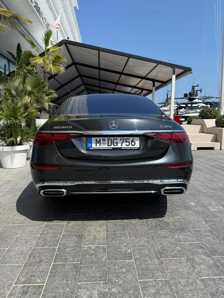Maybach S580 2023, extérieur — Monaco Super Car Rental, Monaco. Maybach S580 in Monaco La location d'une Maybach S580 à Monaco met à votre disposition…