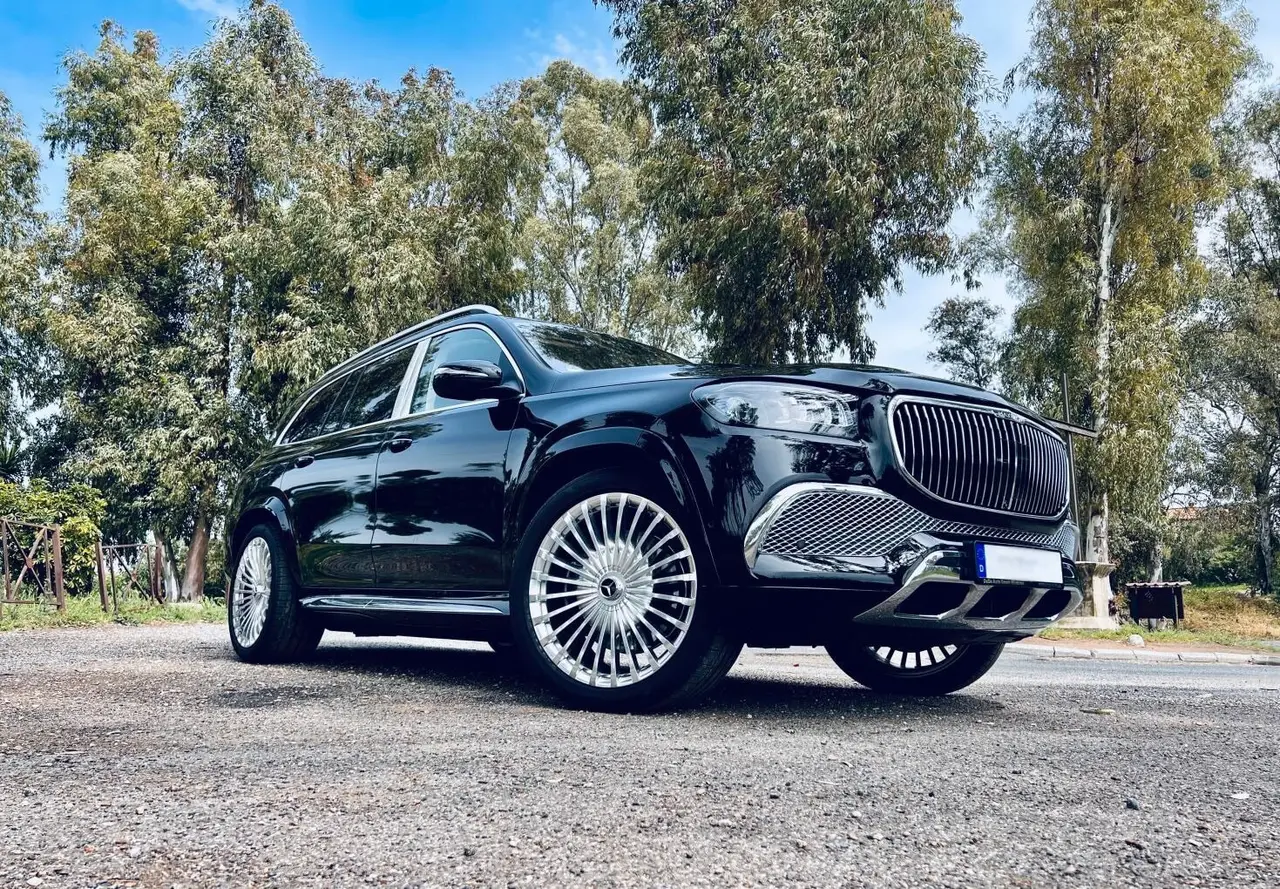 Mercedes Benz GLS Maybach 2022, extérieur — Monaco Super Car Rental, Monaco. Mercedes Benz GLS Maybach in Monaco Opter pour la location d'un Mercedes Benz GLS Maybach…